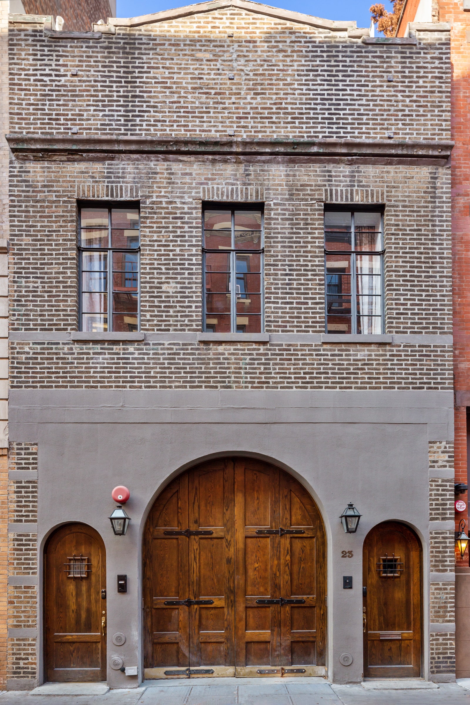 L'extérieur de la maison.